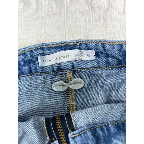 2- Altar'd State Raleigh Layered Lace Shorts Womens XS Denim Mini Academia Boho‎ - Picture 5 of 14